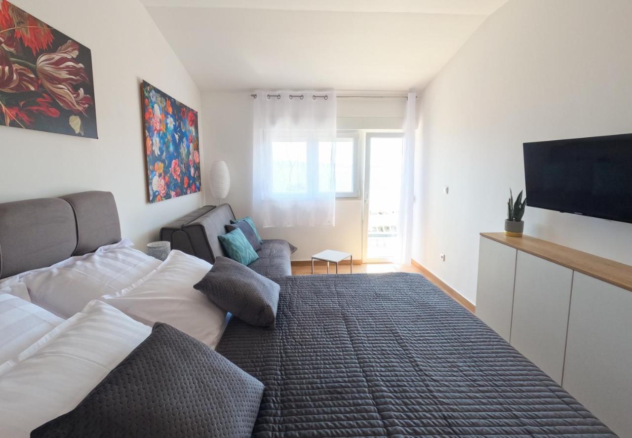Sea And Mountain View Apartments Duće Exterior foto