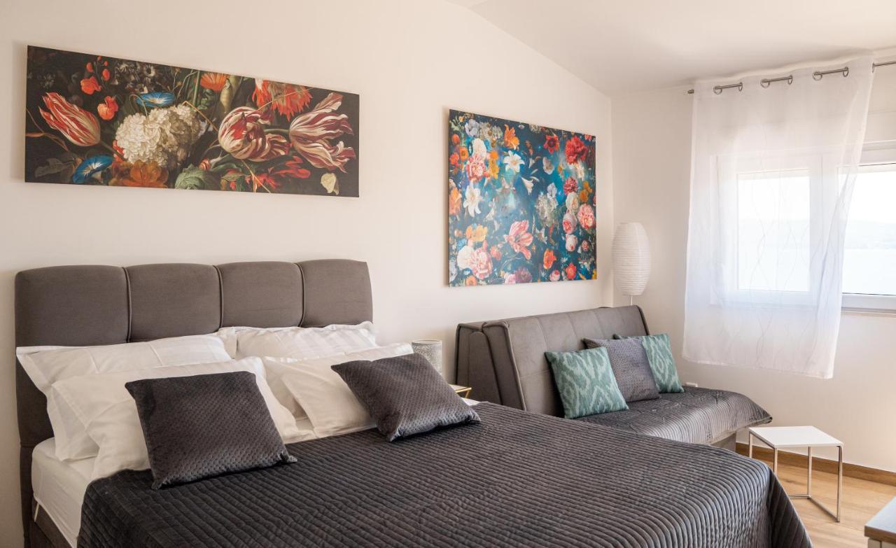 Sea And Mountain View Apartments Duće Exterior foto